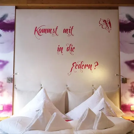 ... Mein Romantisches Toalstock Hotel 4*