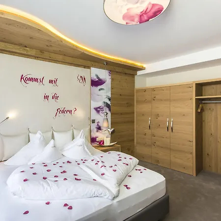 ... Mein Romantisches Toalstock Hotel Fiss