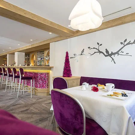 ... Mein Romantisches Toalstock Hotel 4*