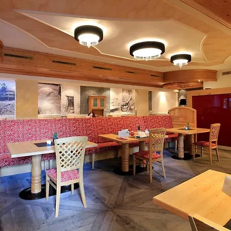 ... Mein Romantisches Toalstock Hotel 4*