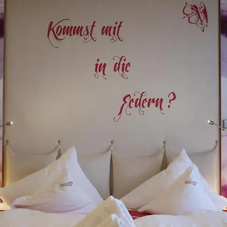 ... Mein Romantisches Toalstock Hotel 4*