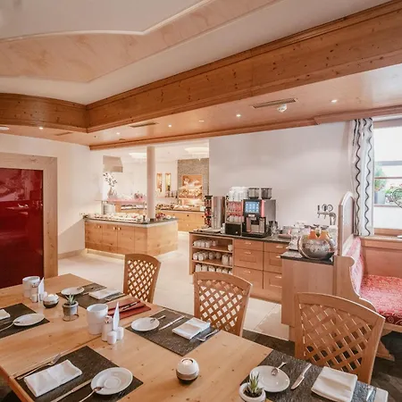 ... Mein Romantisches Toalstock Hotel Fiss