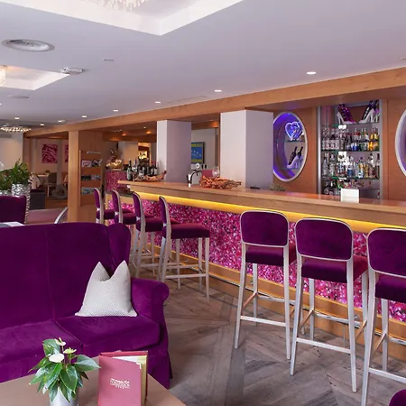 Отель ... Mein Romantisches Toalstock Фис